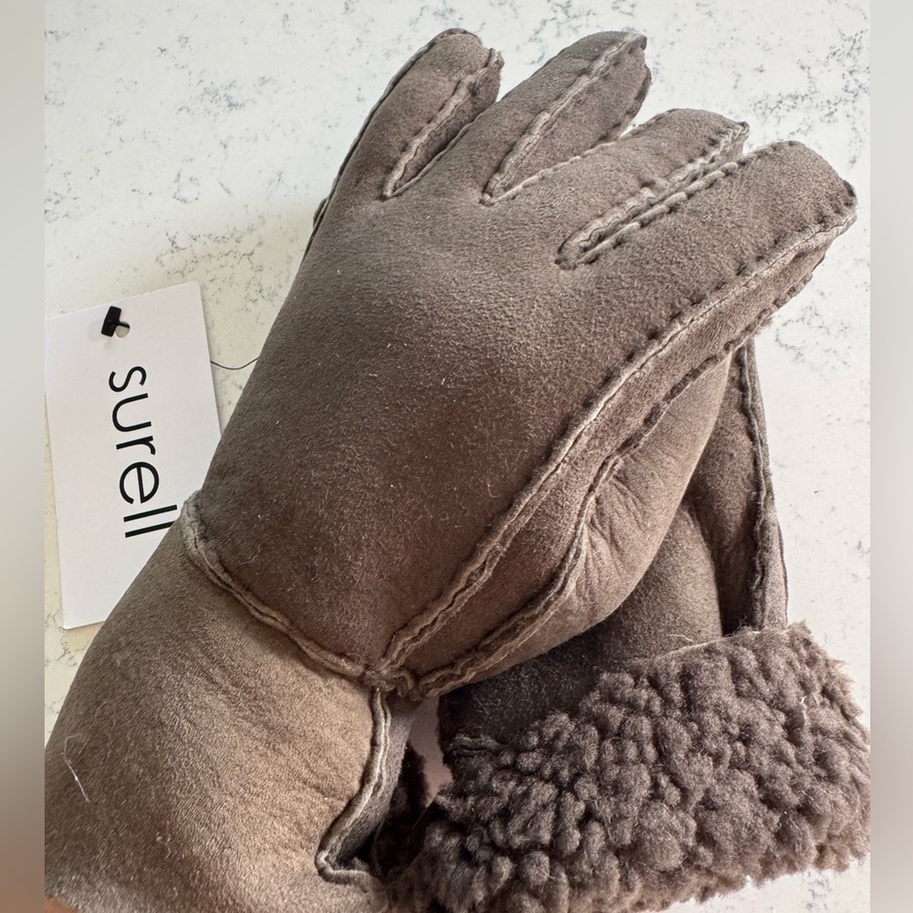 $80 Surell Women's Shearling Lamb leather Gloves roll up M NWT